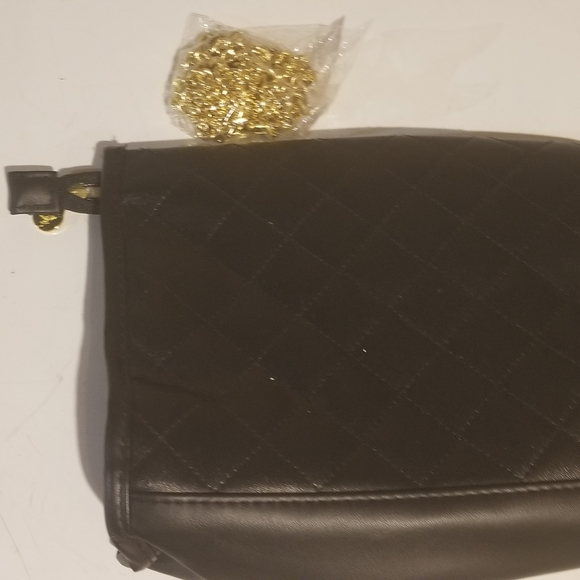 Purse - Picture 2 of 4